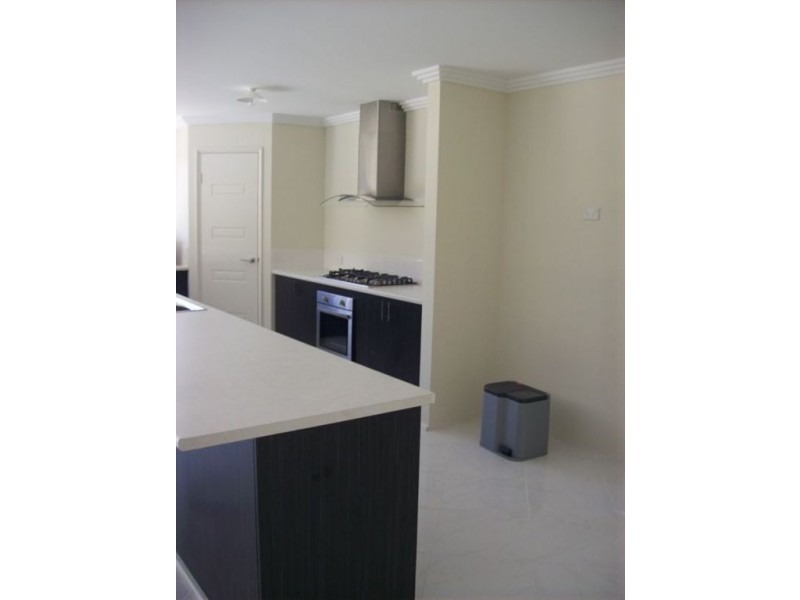 15 Butcherbird Court, Eaton WA 6232