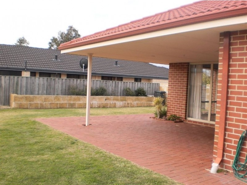 31 Glenfield Drive, Australind WA 6233