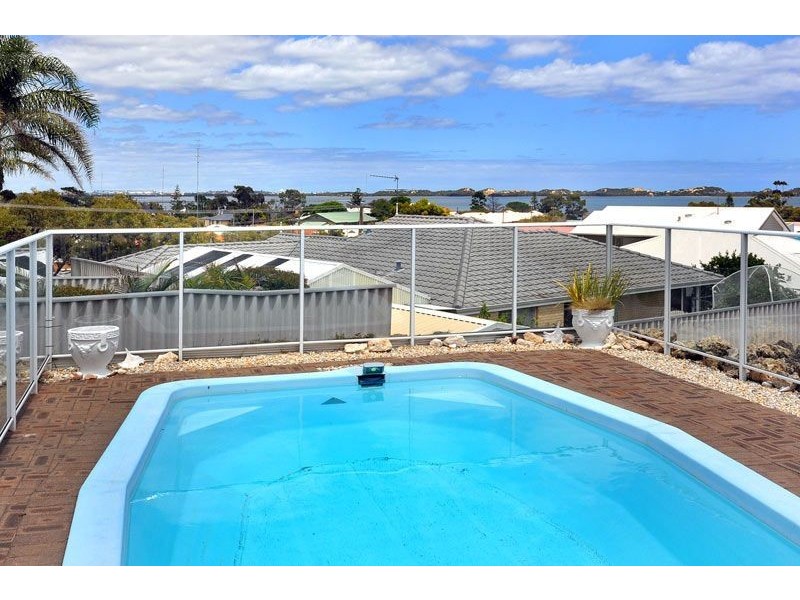 73 Pearce Road, Australind WA 6233