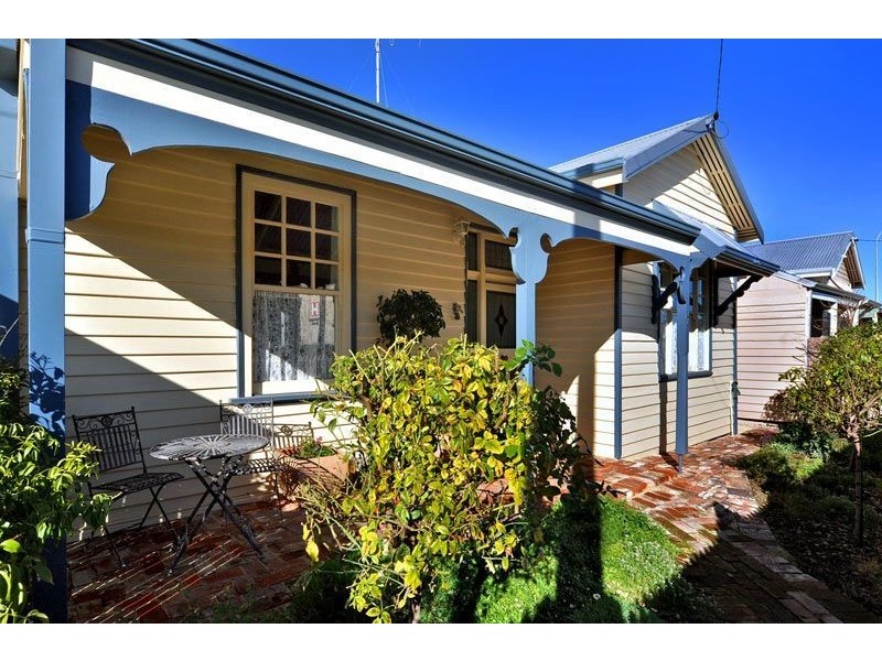 7 Hayes Street, Bunbury WA 6230