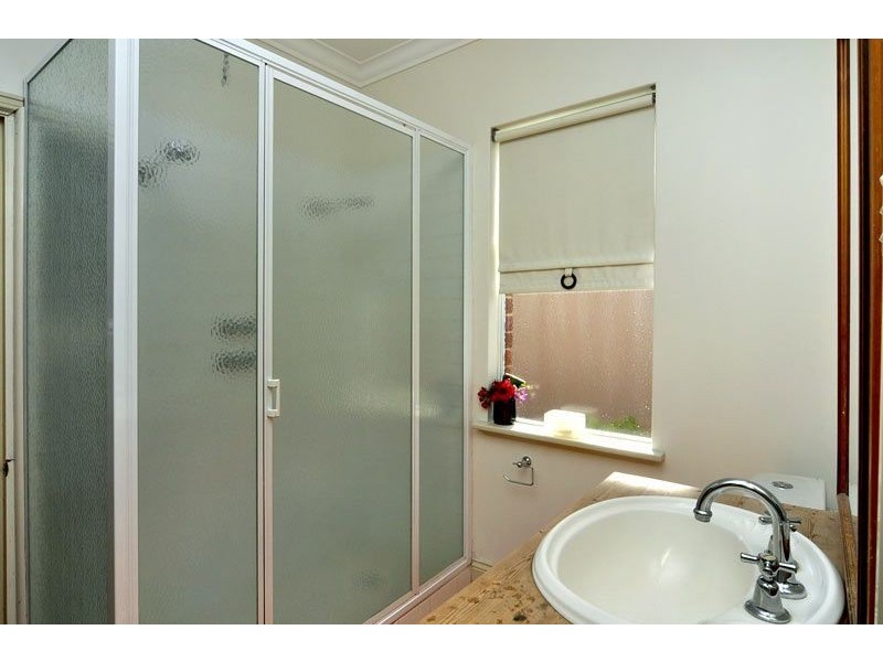 19 Dixon Street, Carey Park WA 6230