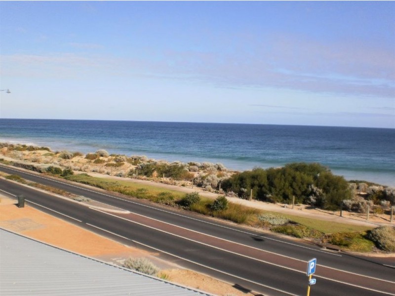 3/99 Ocean Drive, Bunbury WA 6230