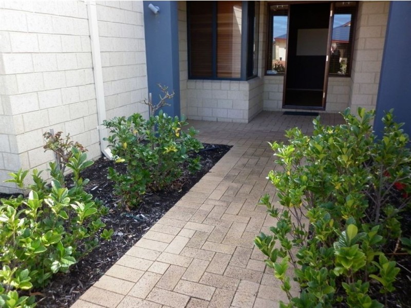 6 Tanzanite Road, Australind WA 6233