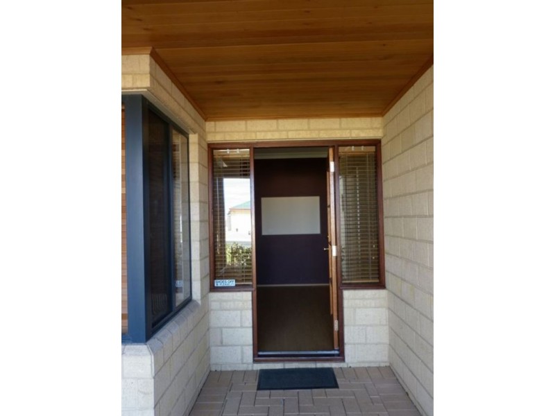 6 Tanzanite Road, Australind WA 6233