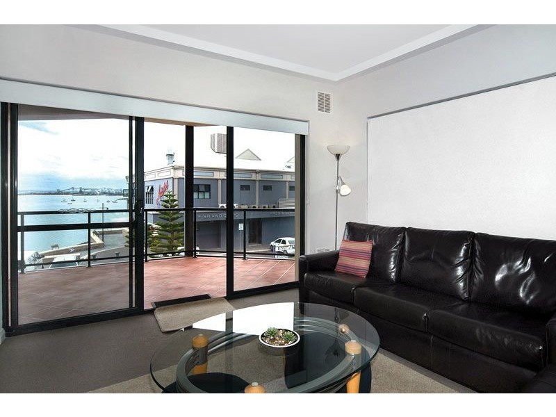 25/24 Bonnefoi Blvd, Bunbury WA 6230