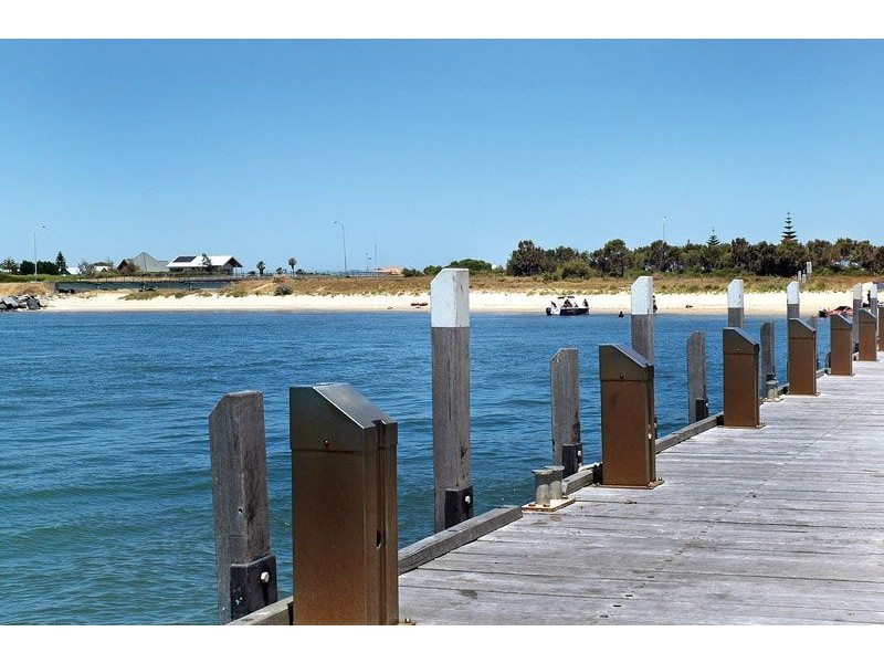 7/18-24 Bonnefoi Blvd, Bunbury WA 6230