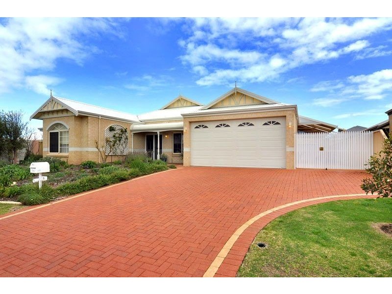 8 Antelope Turn, Dalyellup WA 6230