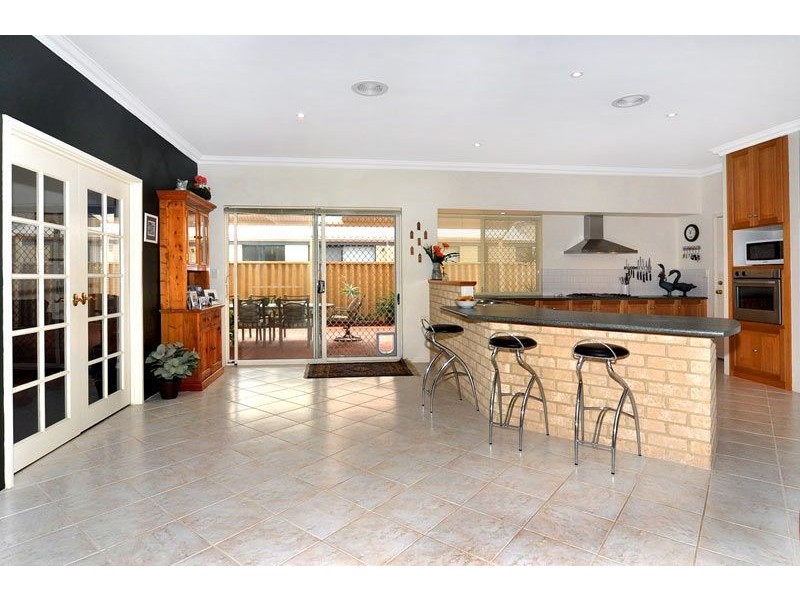 8 Antelope Turn, Dalyellup WA 6230