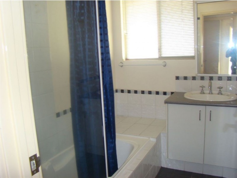 22 Glover Street, Withers WA 6230