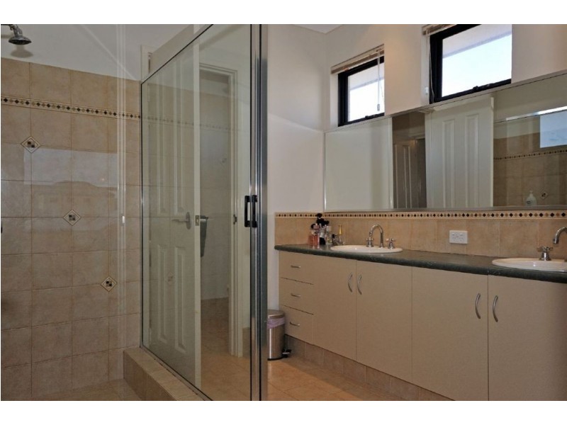 25 Cambria Rd Dalyellup, Bunbury WA 6230