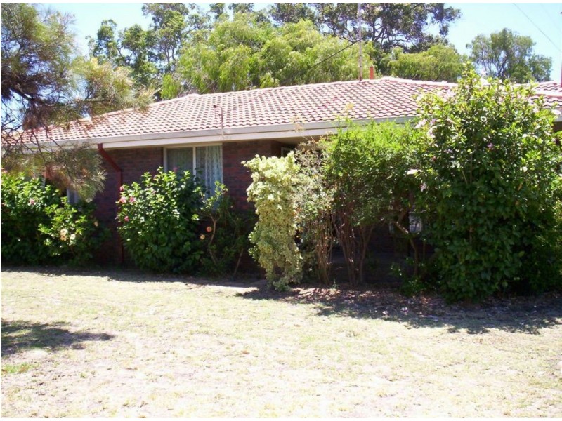 16 Hamilton Road, Eaton WA 6232