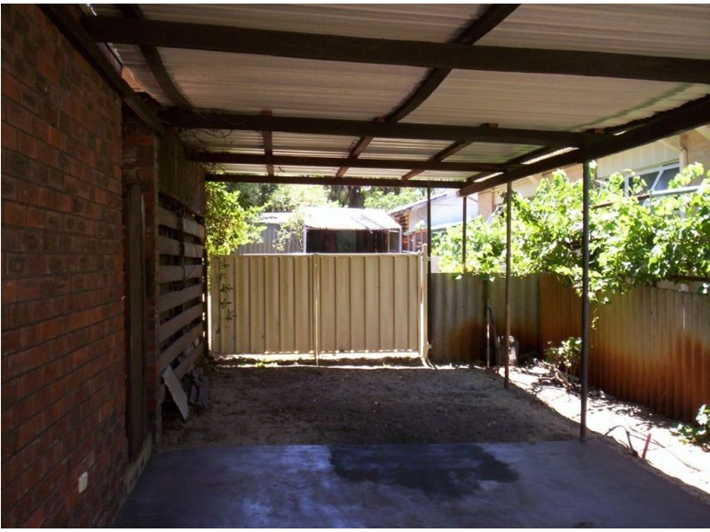 16 Hamilton Road, Eaton WA 6232