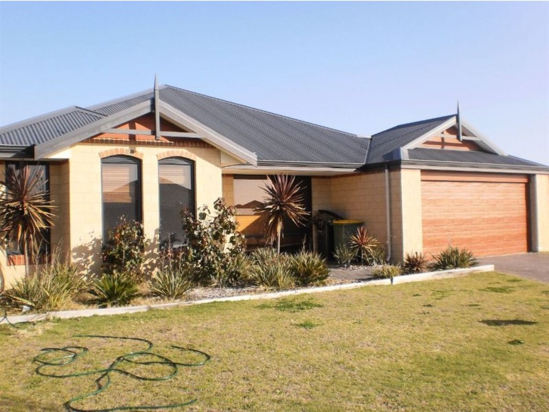 8 Burwood Drive, Australind WA 6233