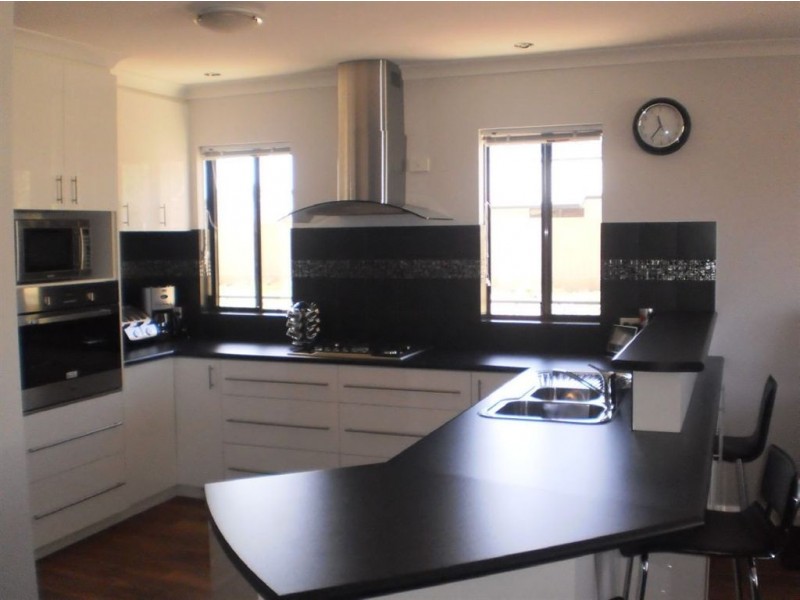 220 Norton Promenade, Dalyellup WA 6230