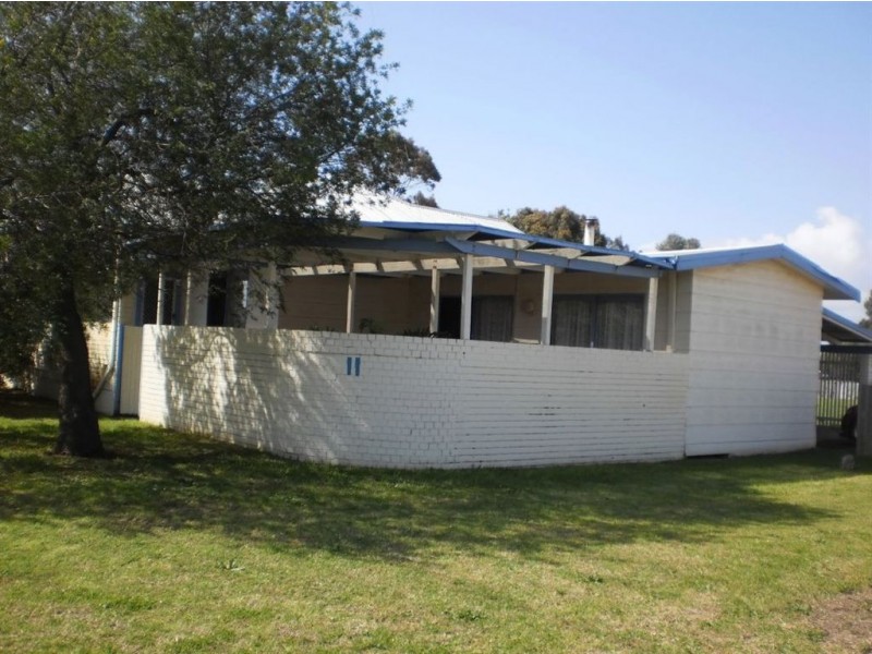 11 Albert Rd, East Bunbury WA 6230