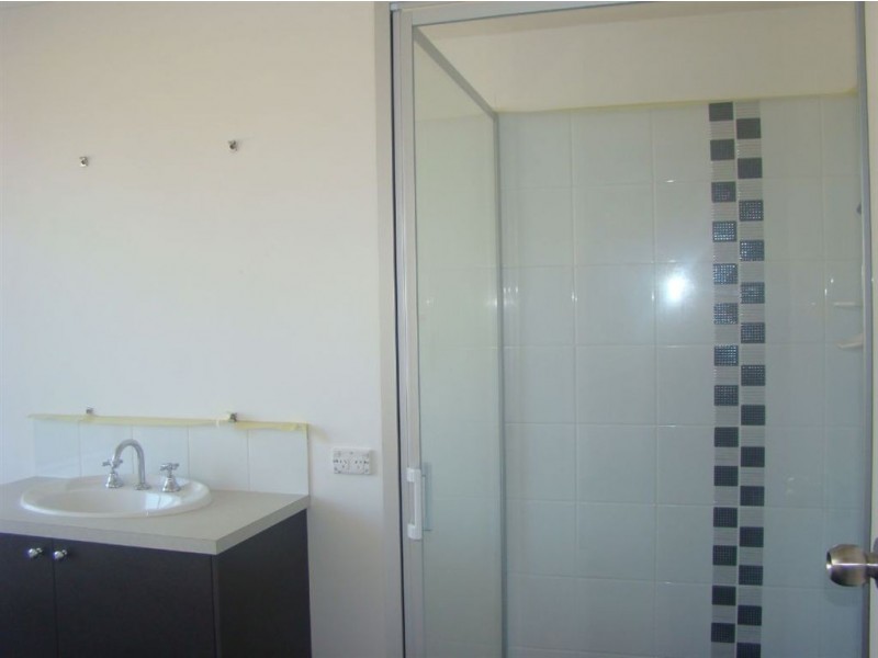 2/60 Capel Drive, Capel WA 6271