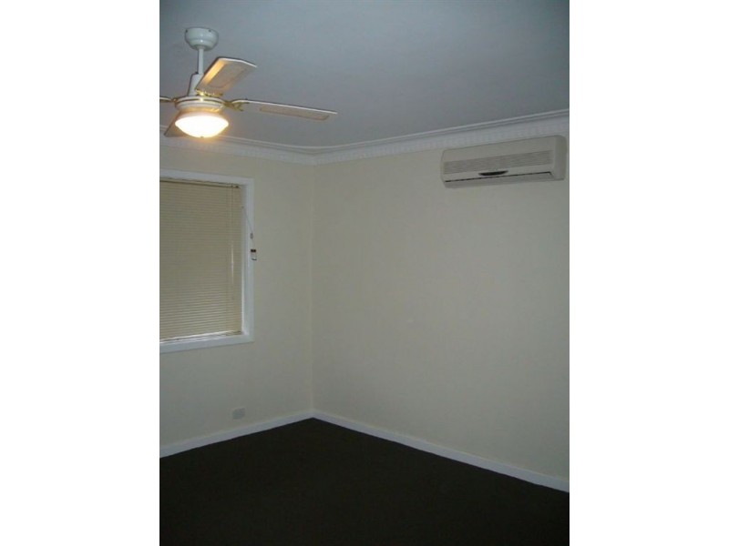 15 Short St, Eaton WA 6232