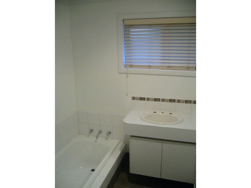 15 Short St, Eaton WA 6232