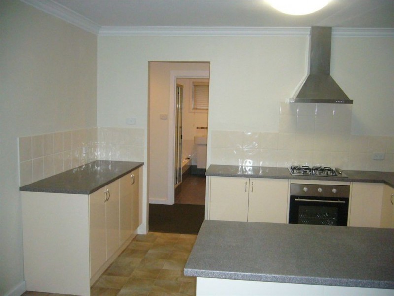 15 Short St, Eaton WA 6232