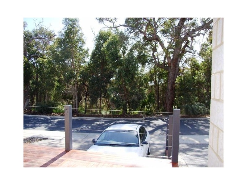 20 Polwarth Cct, Eaton WA 6232