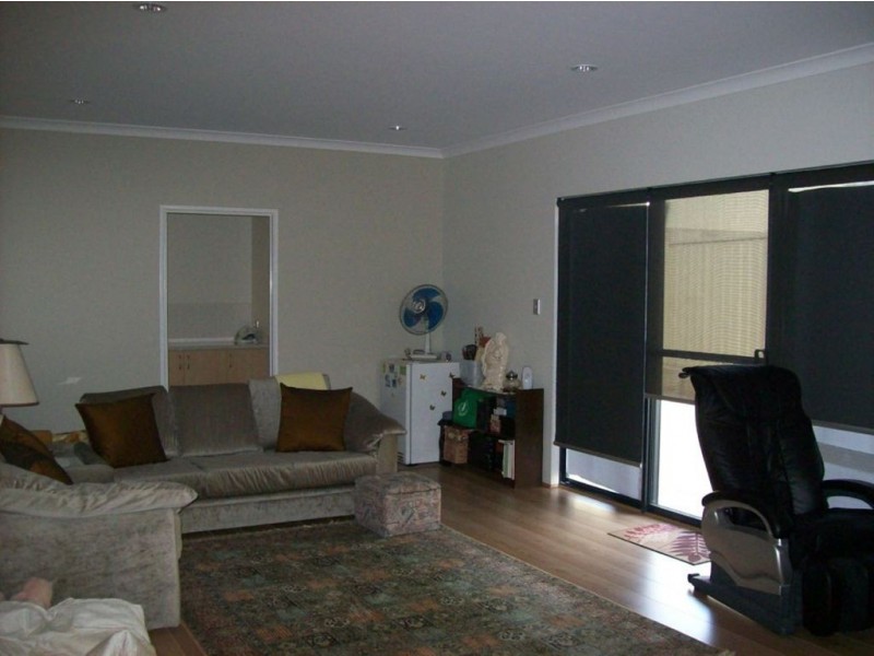 20 Polwarth Cct, Eaton WA 6232