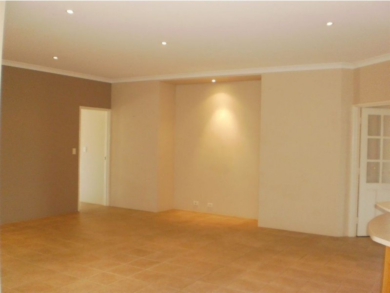 14 Walton Approach, Dalyellup WA 6230