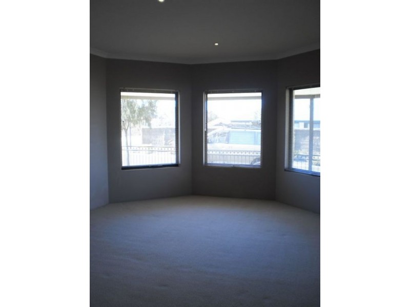 14 Walton Approach, Dalyellup WA 6230