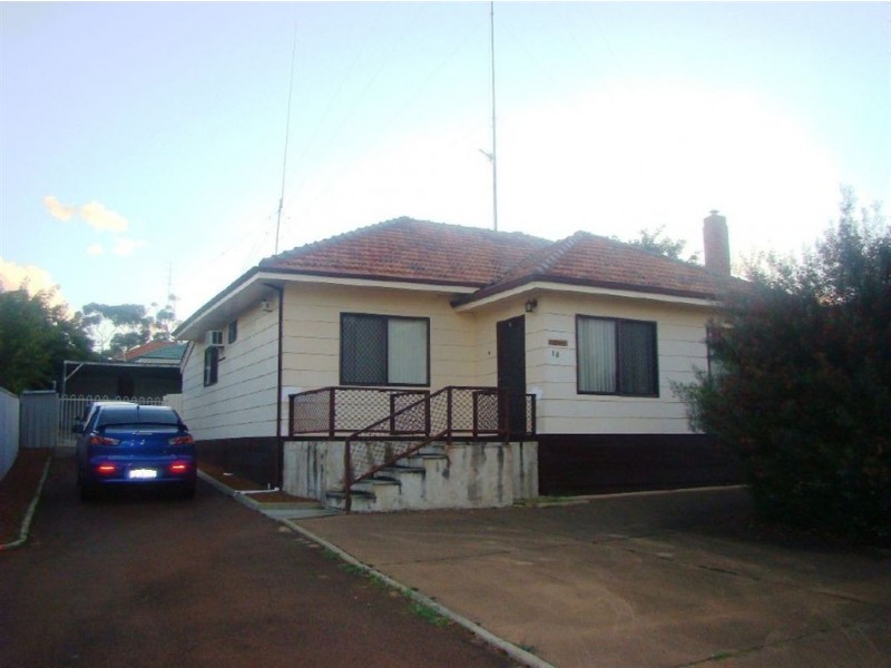 18 Mitchell Crescent, Carey Park WA 6230