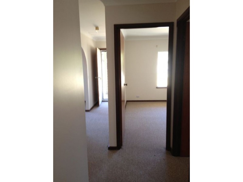 2 Hoylake Avenue, South Bunbury WA 6230