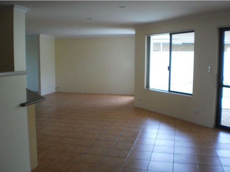 6 Thetis Link, Dalyellup WA 6230