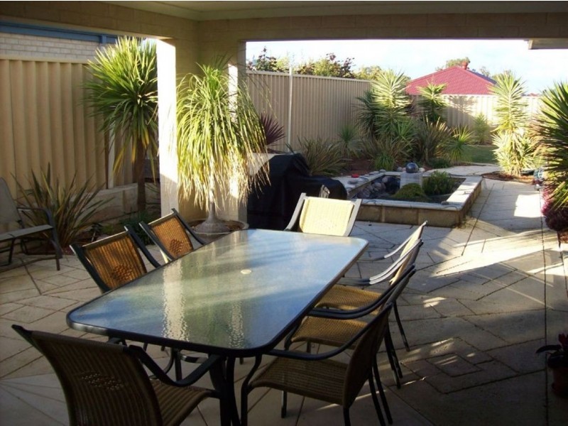 25 Cambria Road, Dalyellup WA 6230