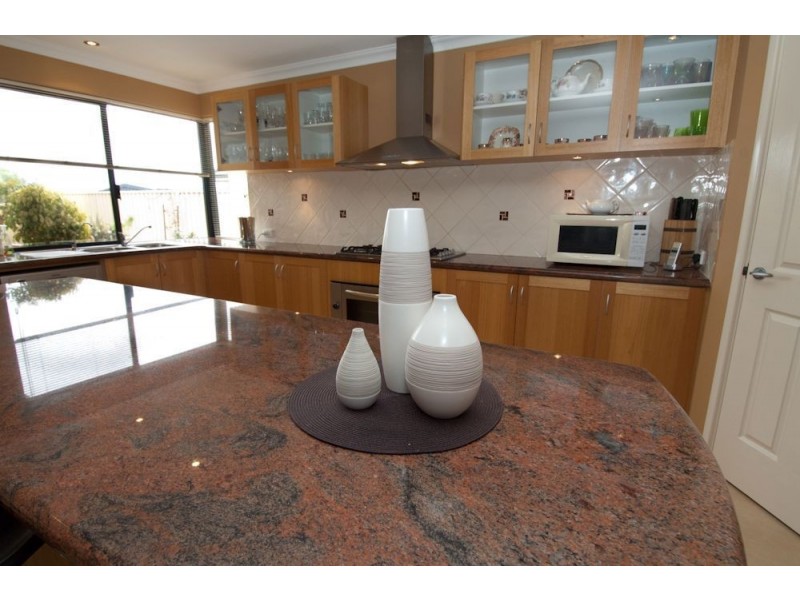 9 Tobar Road, Dalyellup WA 6230