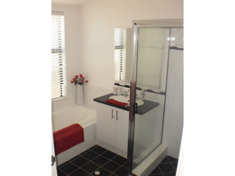 36 Carna Bay, Australind WA 6233