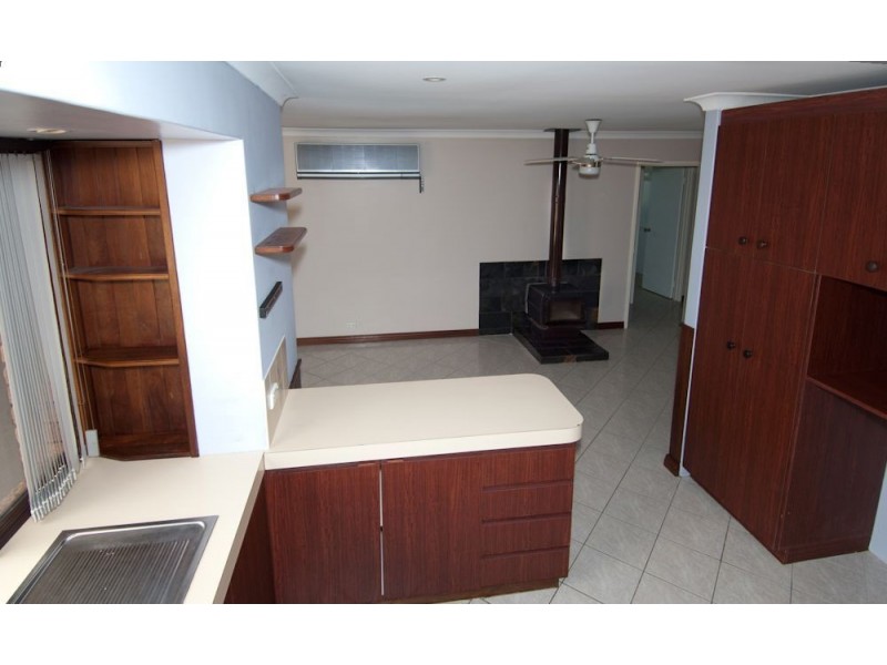 94 Paris Road, Australind WA 6233