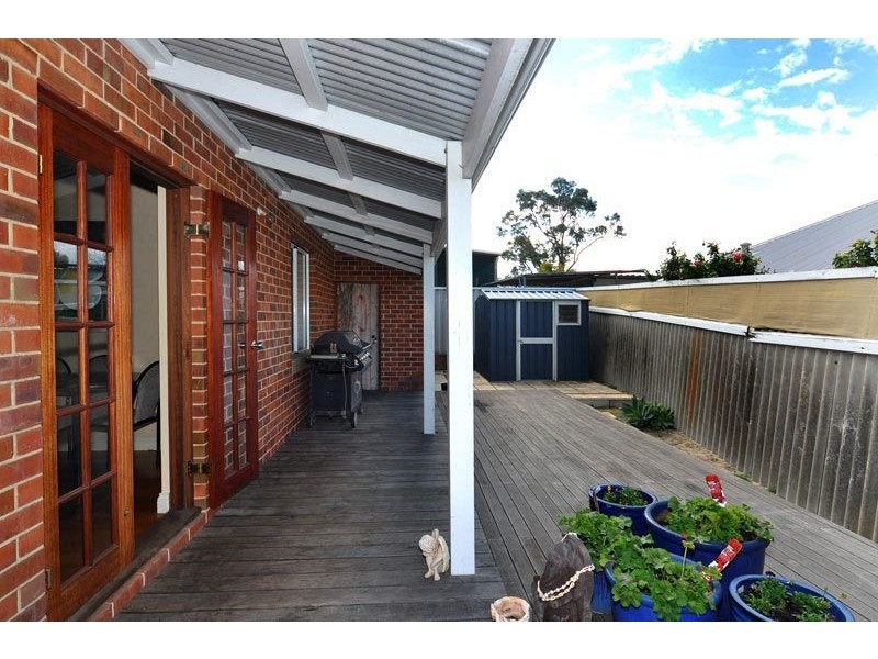 19 Dixon Street, Carey Park WA 6230