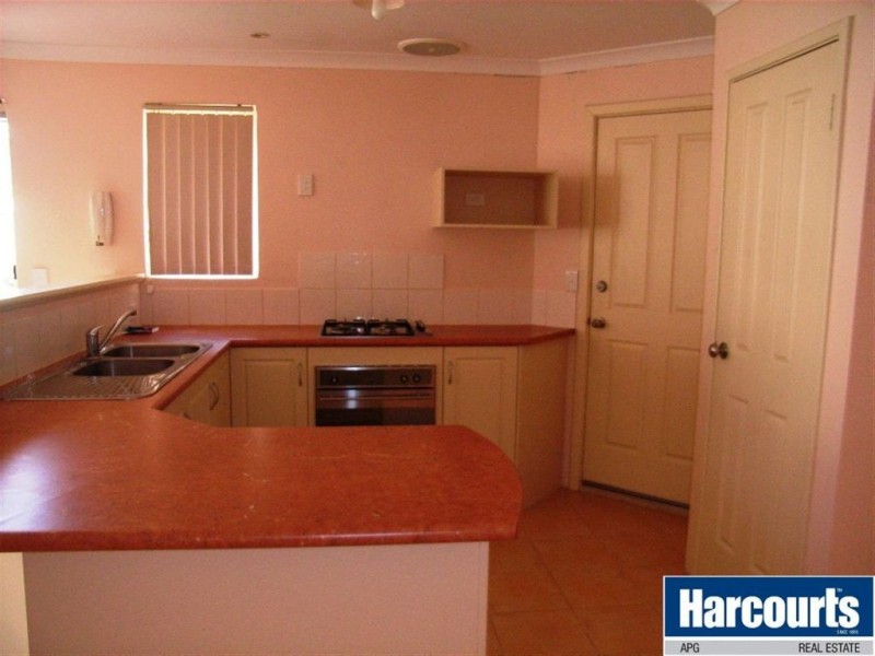 11/15 Wakefield Crescent, Australind WA 6233