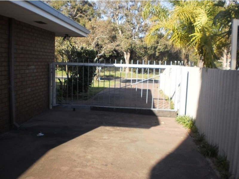 10 Clyde Street, Carey Park WA 6230