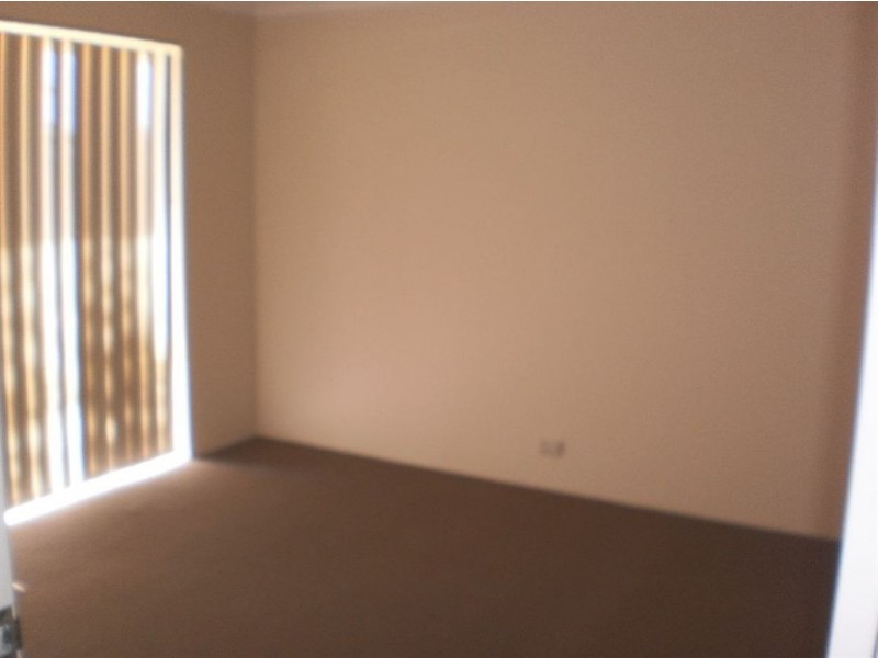 2/41 Murtin Road, Dalyellup WA 6230