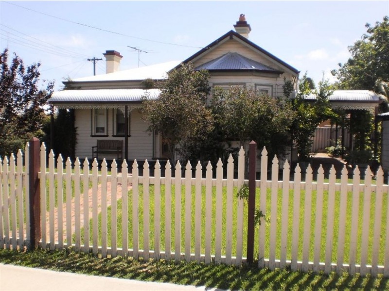 42 Moore Street, East Bunbury WA 6230