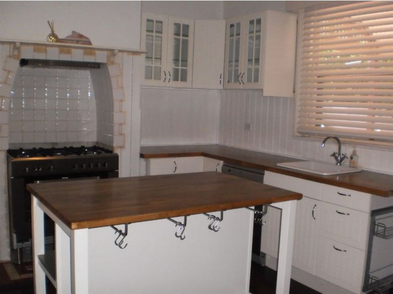 42 Moore Street, East Bunbury WA 6230