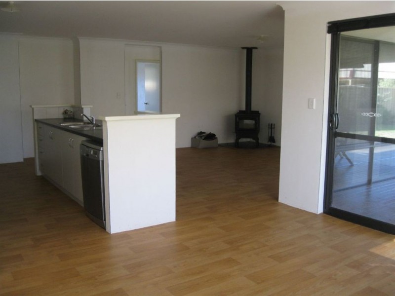 1 Ballarat Court, Eaton WA 6232