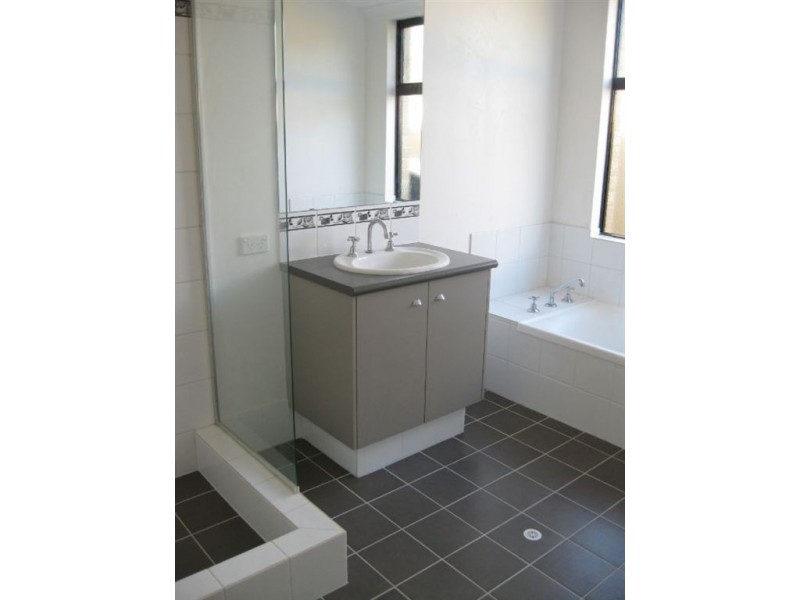 1 Ballarat Court, Eaton WA 6232