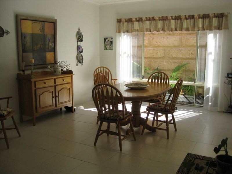 6 Slee Place, Withers WA 6230