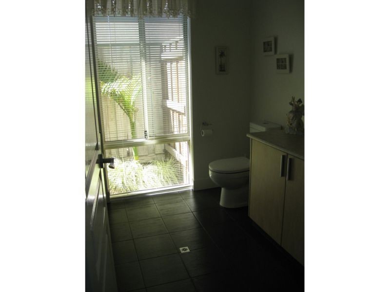 6 Slee Place, Withers WA 6230