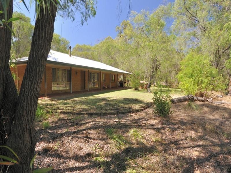 11 Hilduna Drive, Stratham WA 6237