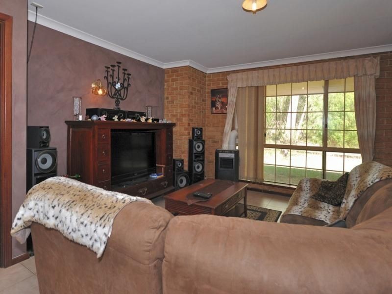 11 Hilduna Drive, Stratham WA 6237