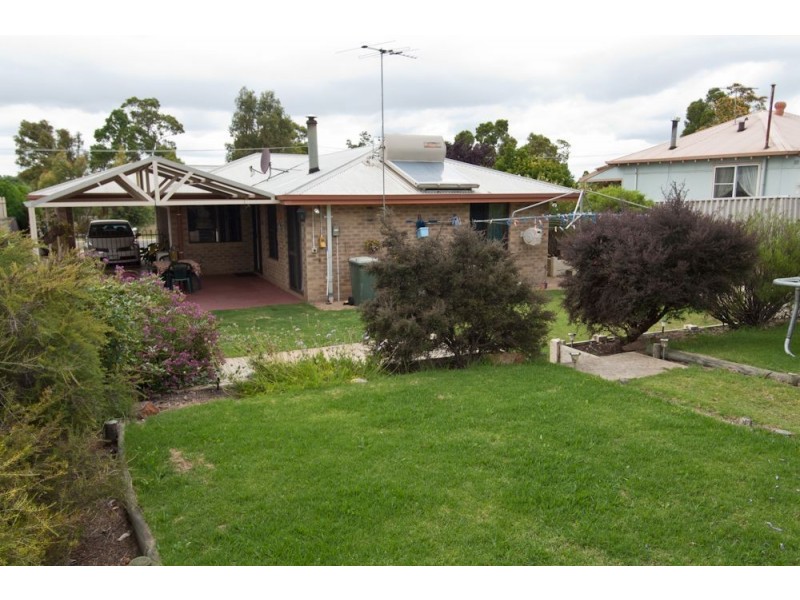 31 Simpson Street, Collie WA 6225