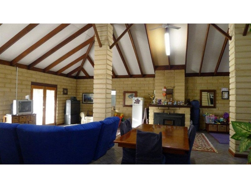 36 Tributary Place, Leschenault WA 6233