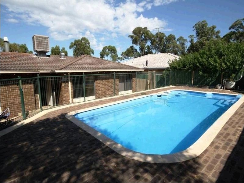 19 Collinsville Way, Usher WA 6230