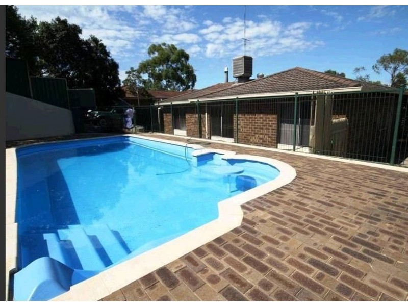 19 Collinsville Way, Usher WA 6230